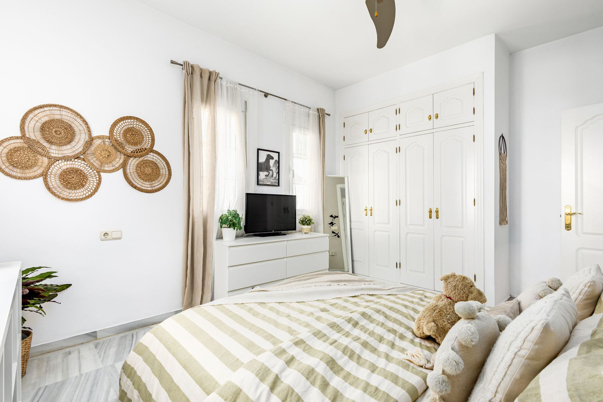 4-slaapkamer villa aan de Frontline van Alhaurín Golf, exclusieve gemeenschap in Alhaurin Golf - foto 17