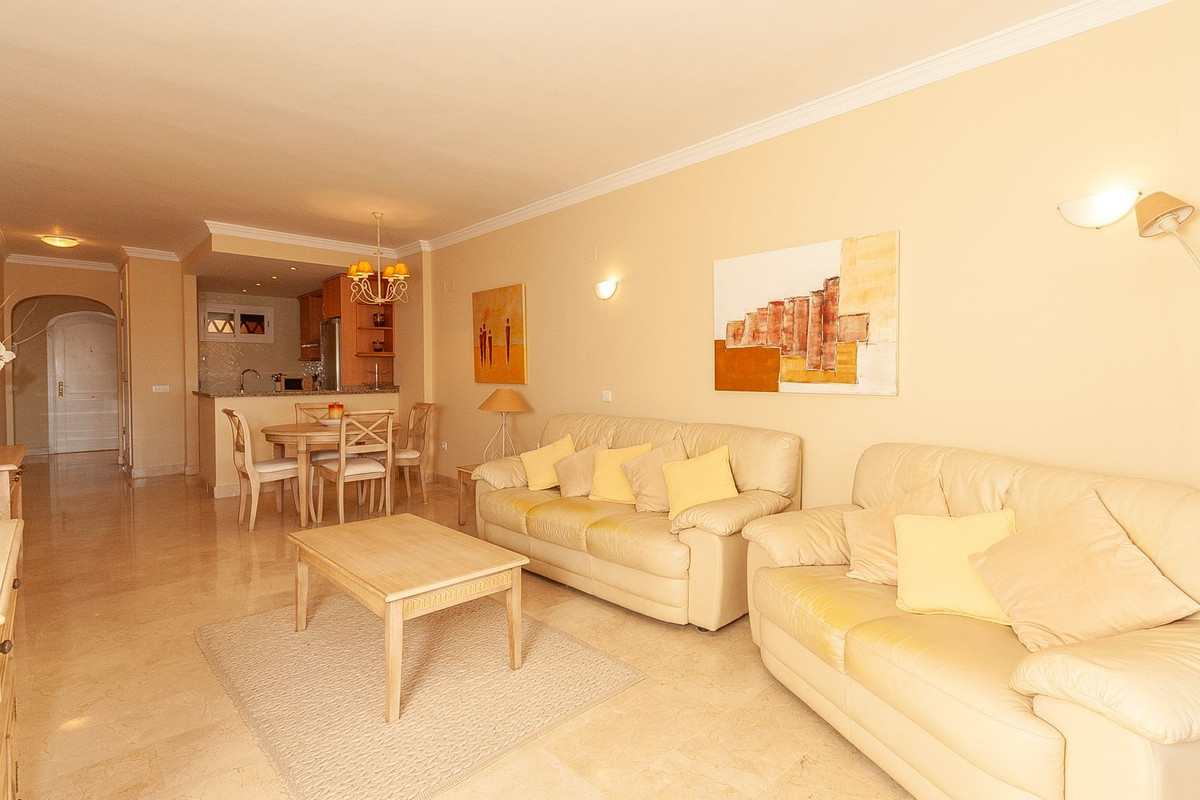 Appartement met 2 slaapkamers in Elviria — R5506201 in Elviria - foto 12