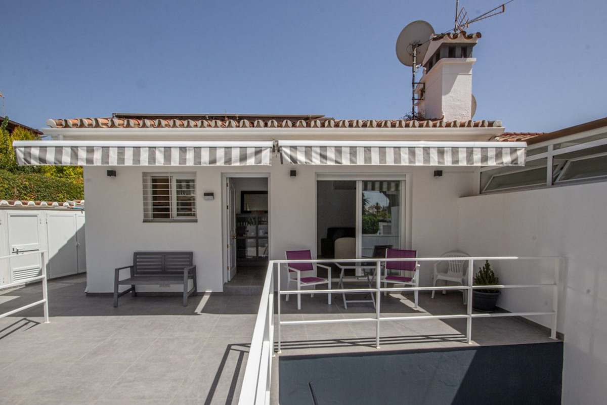 Twee-slaapkamerwoning in Costabella met zonne-energie-installatie – op loopafstand van het strand in Costabella - foto 2