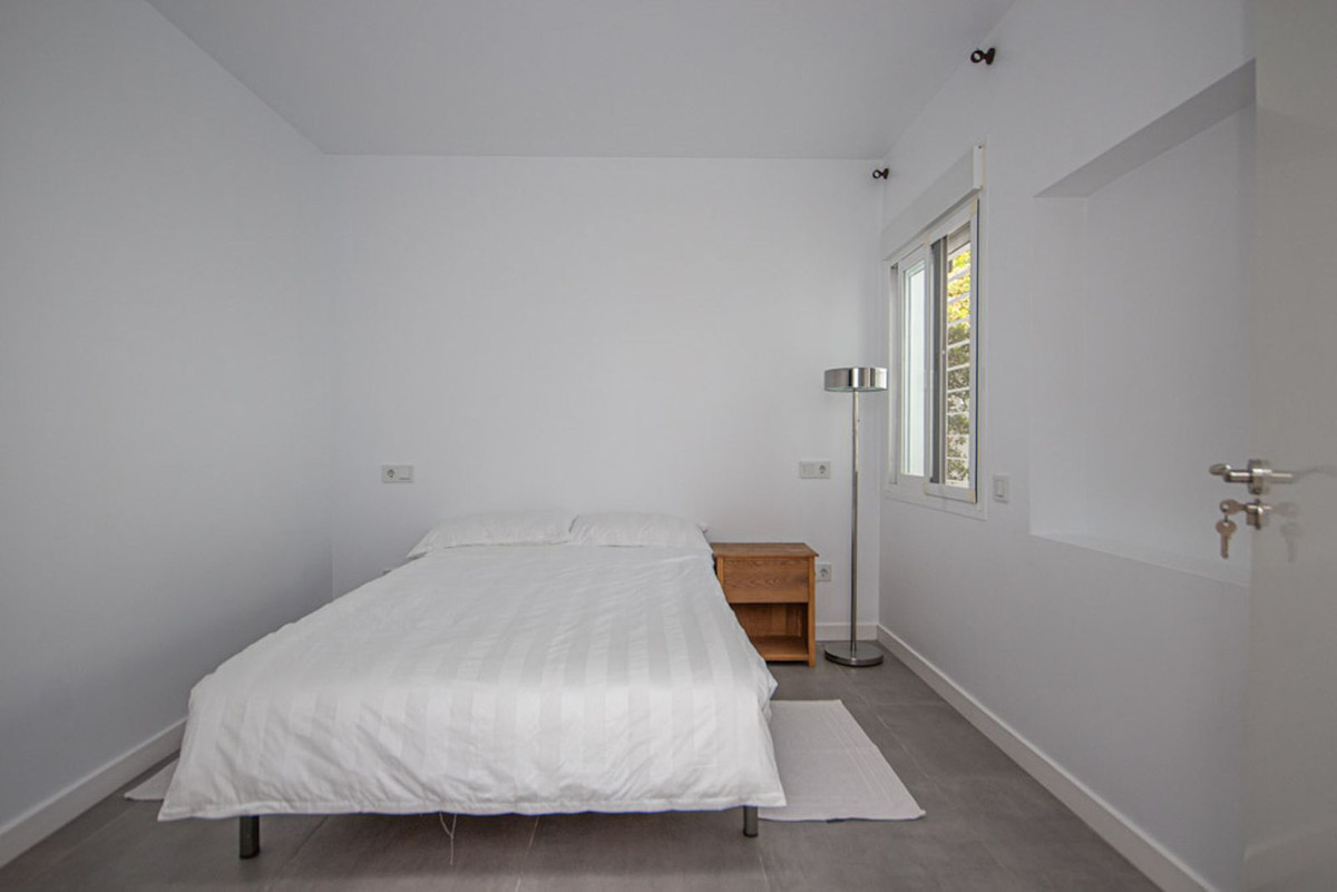 Twee-slaapkamerwoning in Costabella met zonne-energie-installatie – op loopafstand van het strand in Costabella - foto 9