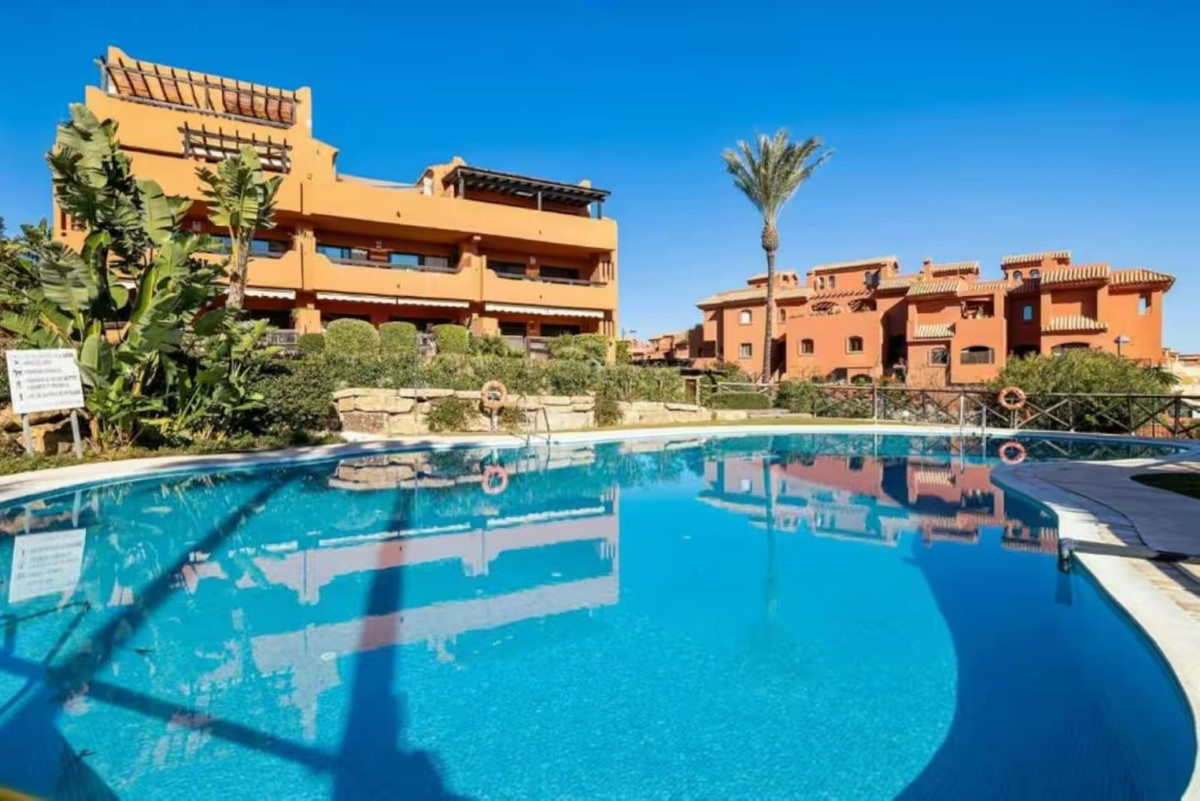 Appartement met 2 slaapkamers in Estepona in Estepona - foto 2