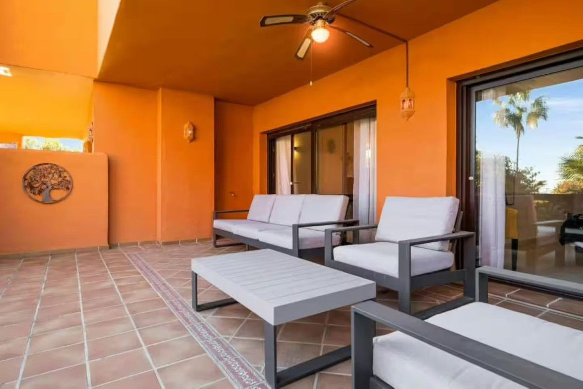 Appartement met 2 slaapkamers in Estepona in Estepona - foto 9