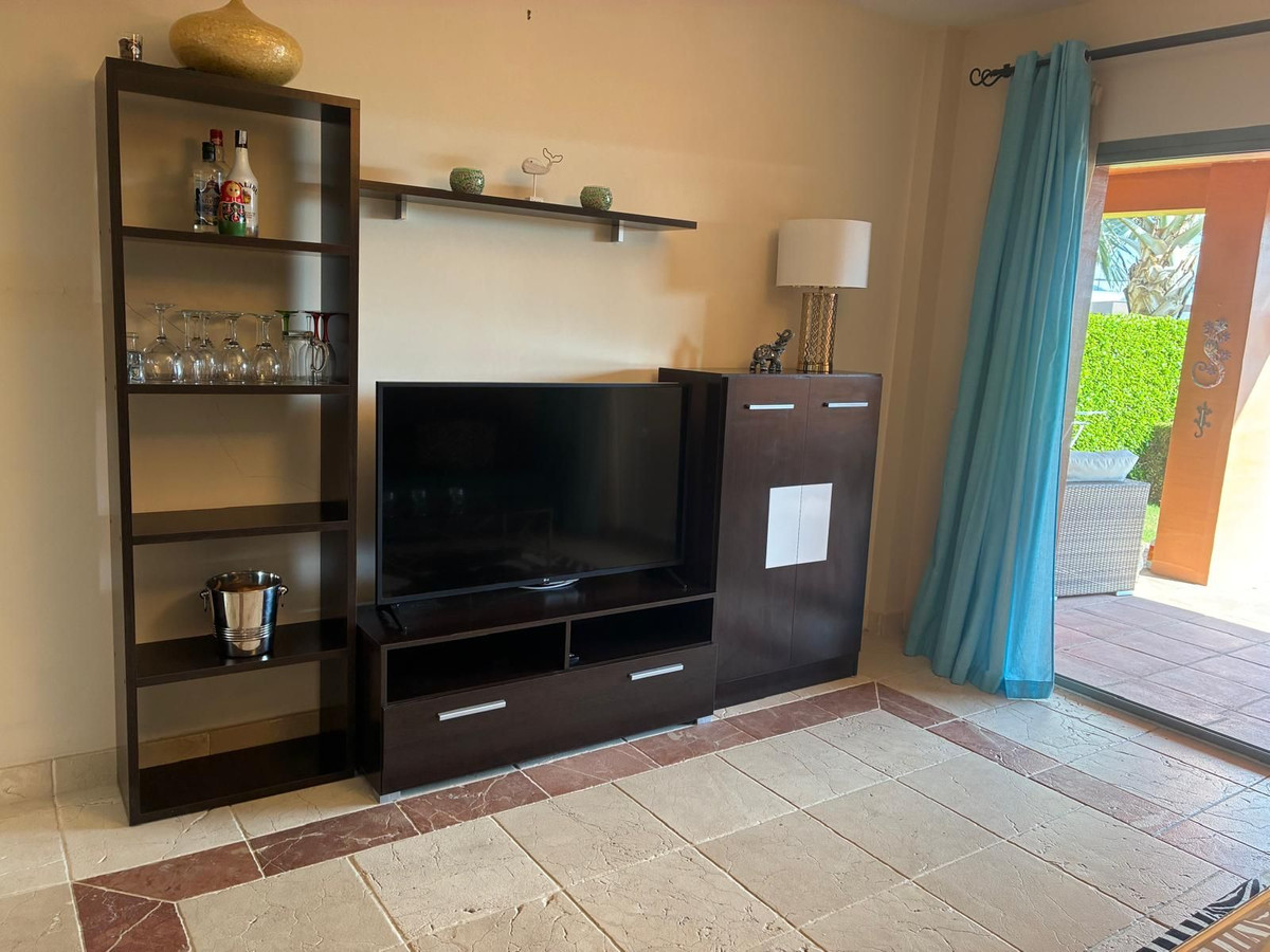 2 bedroom Apartment in Estepona in Estepona - foto 3
