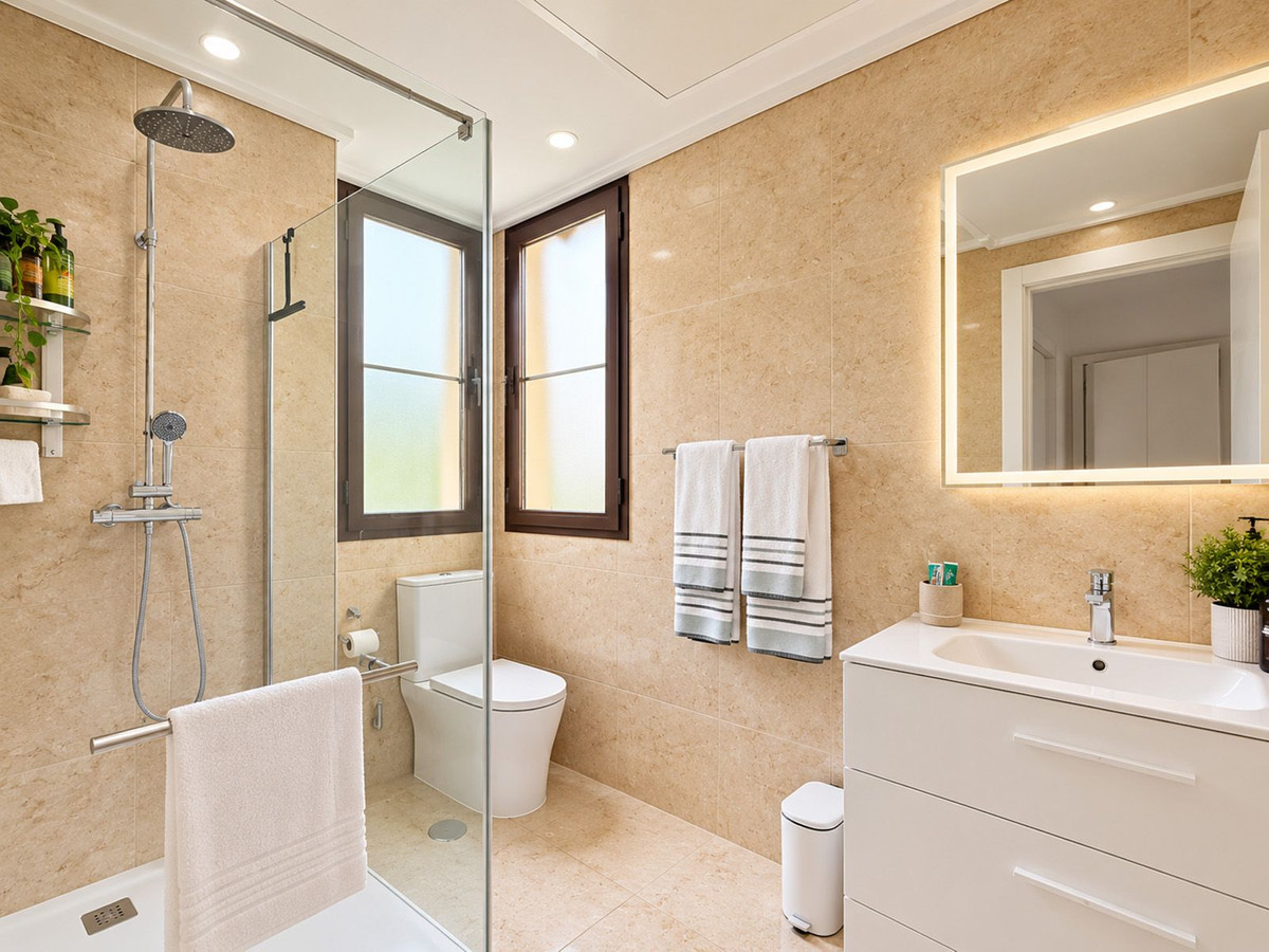 Drie-slaapkamer duplex-penthouse in Los Arqueros in Los Arqueros - foto 16