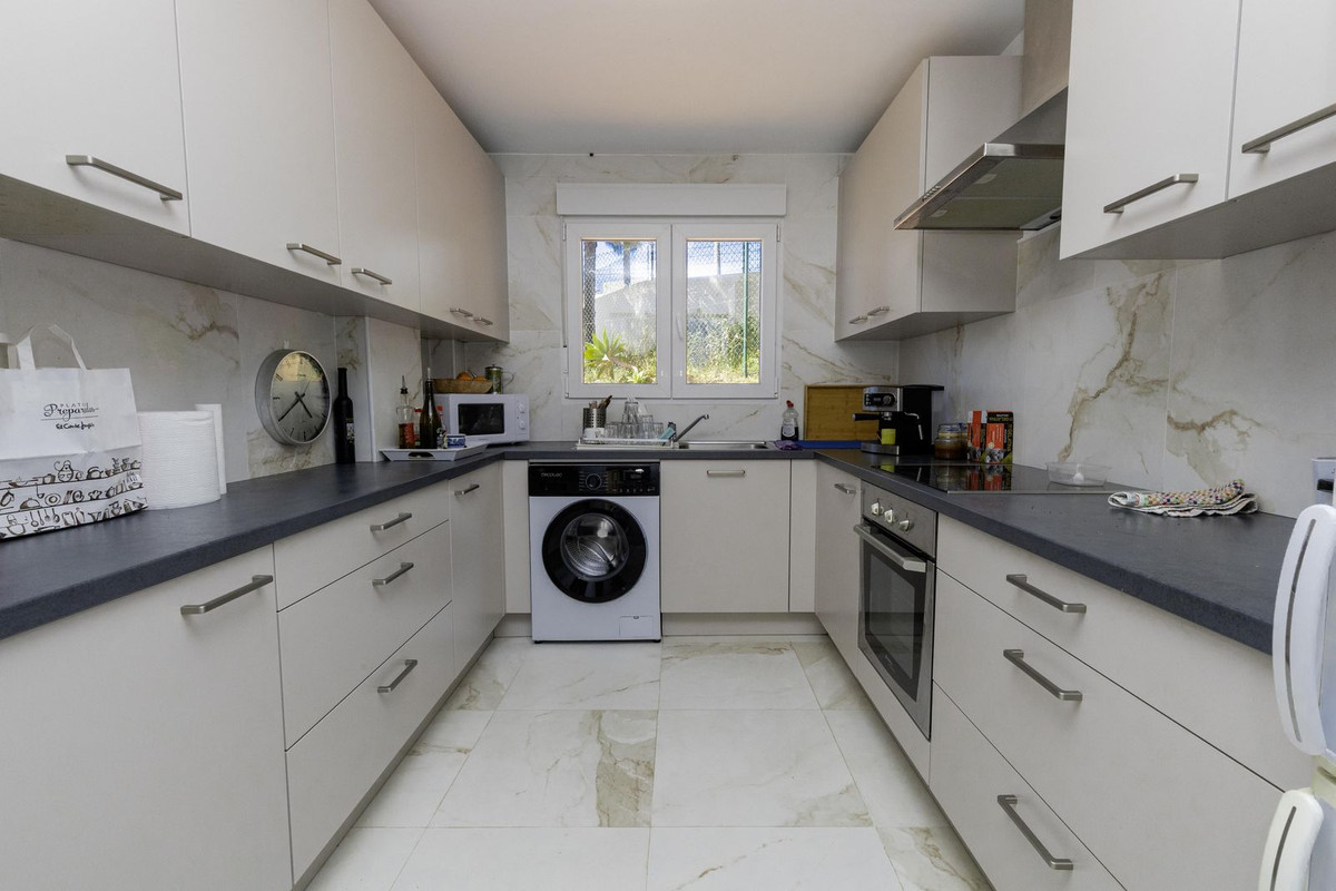 Drie-slaapkamer villa in Artola, Marbella in Artola - foto 16