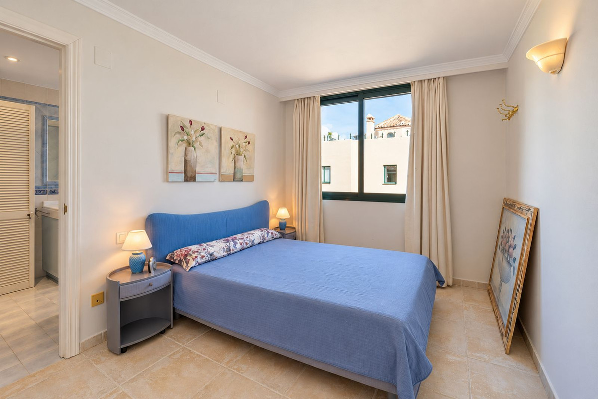 Drie slaapkamers penthouse in Elviria met 360° panoramisch uitzicht en vakantieverhuurlicentie in Elviria - foto 18