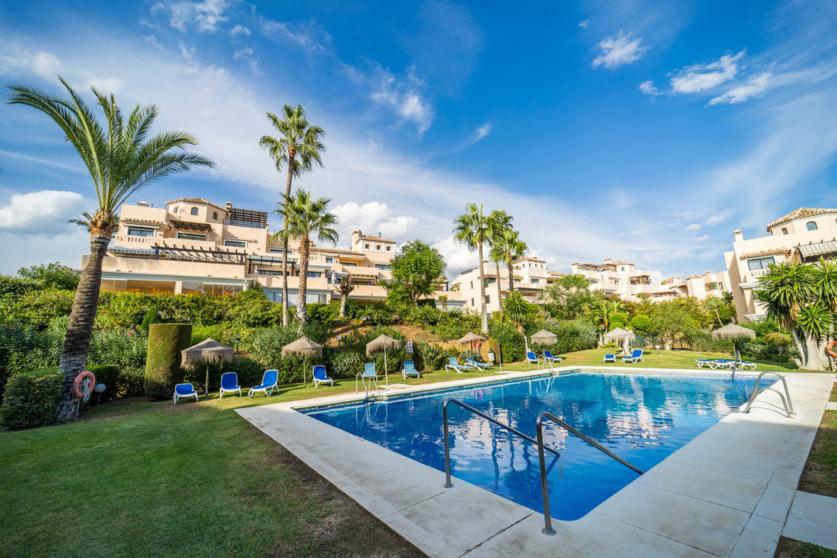 Drie slaapkamers penthouse in Elviria met 360° panoramisch uitzicht en vakantieverhuurlicentie in Elviria - foto 4