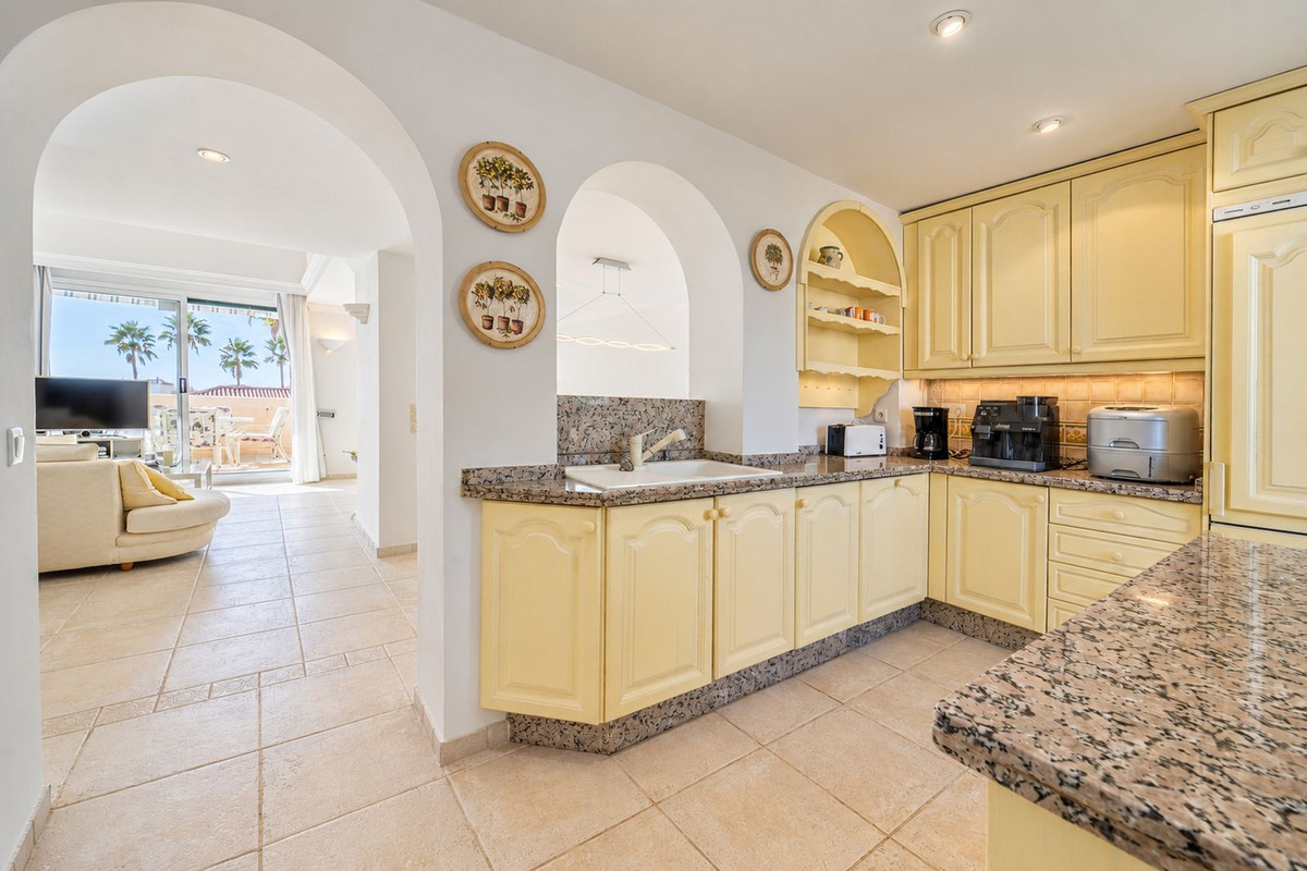 Drie slaapkamers penthouse in Elviria met 360° panoramisch uitzicht en vakantieverhuurlicentie in Elviria - foto 5