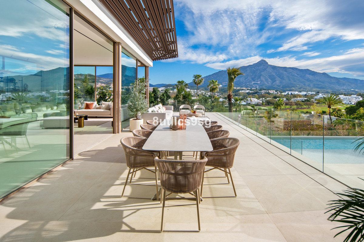 Vijf-slaapkamer villa in Nueva Andalucía, Marbella in Nueva Andalucía - foto 16