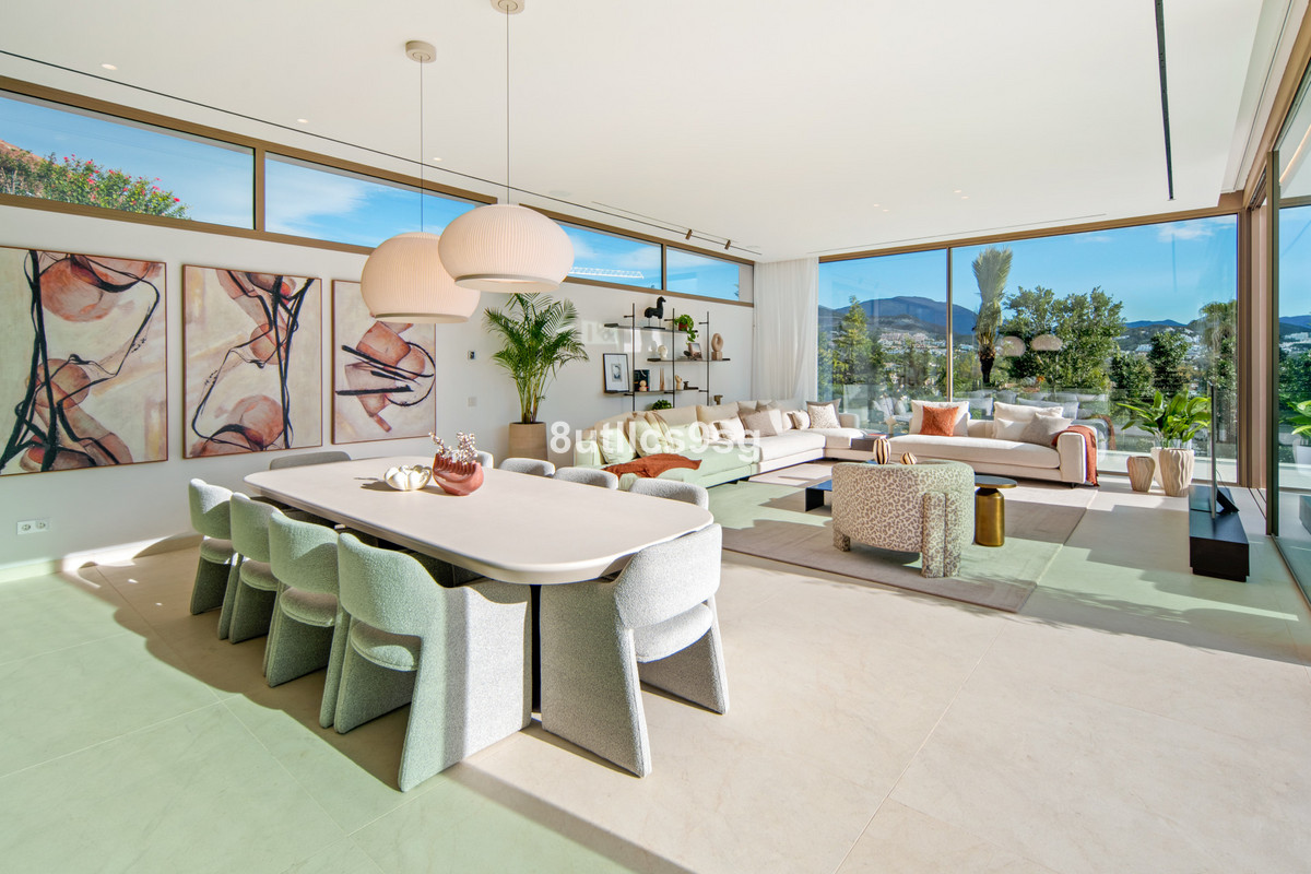 Vijf-slaapkamer villa in Nueva Andalucía, Marbella in Nueva Andalucía - foto 3