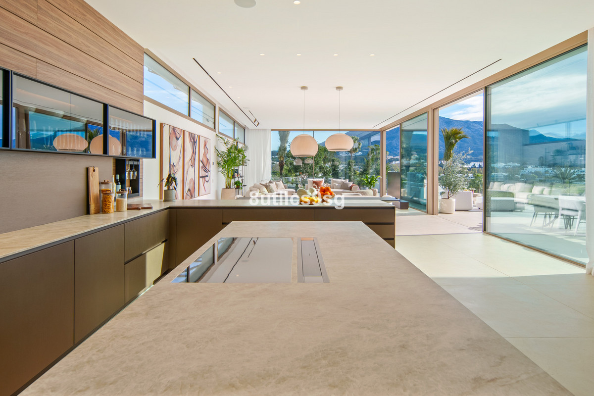 Vijf-slaapkamer villa in Nueva Andalucía, Marbella in Nueva Andalucía - foto 4