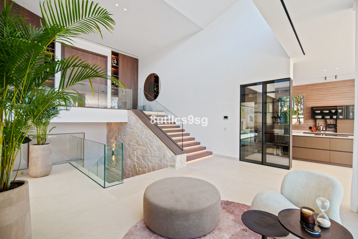 Vijf-slaapkamer villa in Nueva Andalucía, Marbella in Nueva Andalucía - foto 8