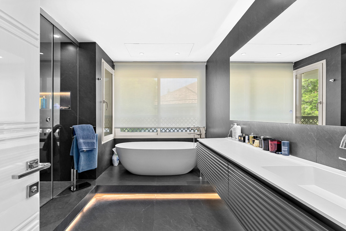 3 bedroom Apartment in The Golden Mile in The Golden Mile - foto 10