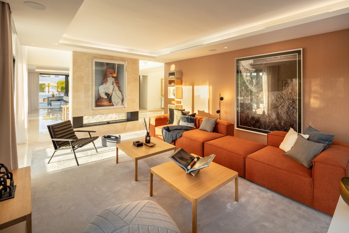 Vijf-slaapkamer villa in Nueva Andalucía (drie verdiepingen) in Nueva Andalucía - foto 5
