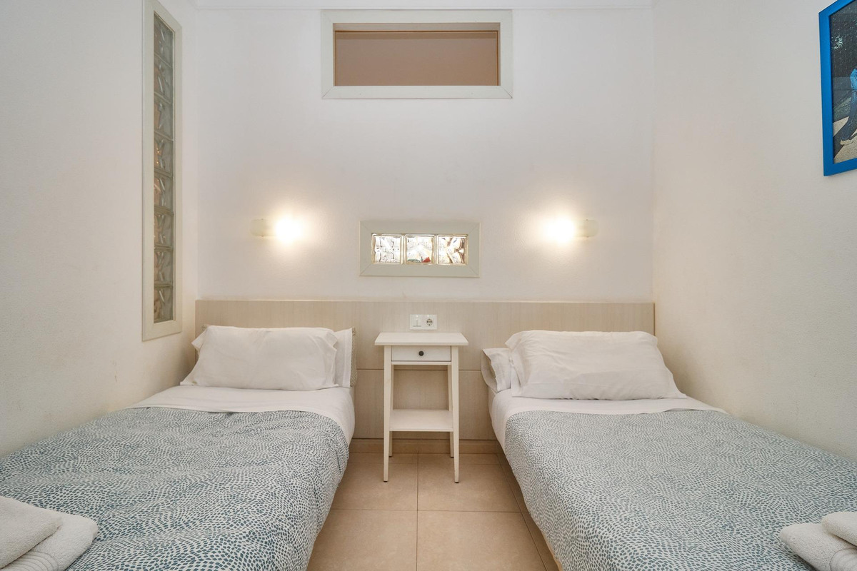 1 bedroom Apartment in Fuengirola in Fuengirola - foto 17