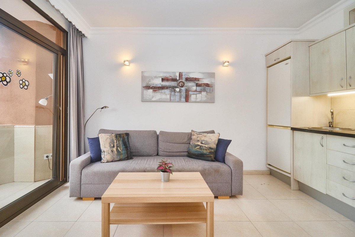 1 bedroom Apartment in Fuengirola in Fuengirola - foto 4