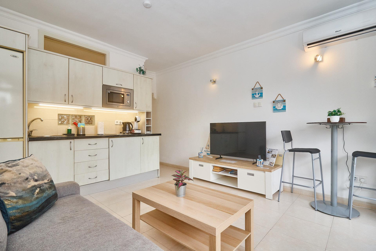 1 bedroom Apartment in Fuengirola in Fuengirola - foto 6