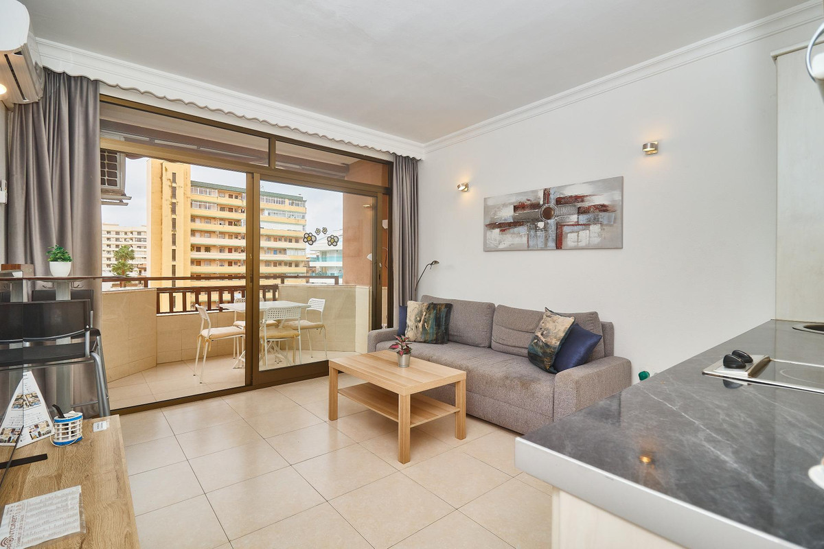 1 bedroom Apartment in Fuengirola in Fuengirola - foto 7