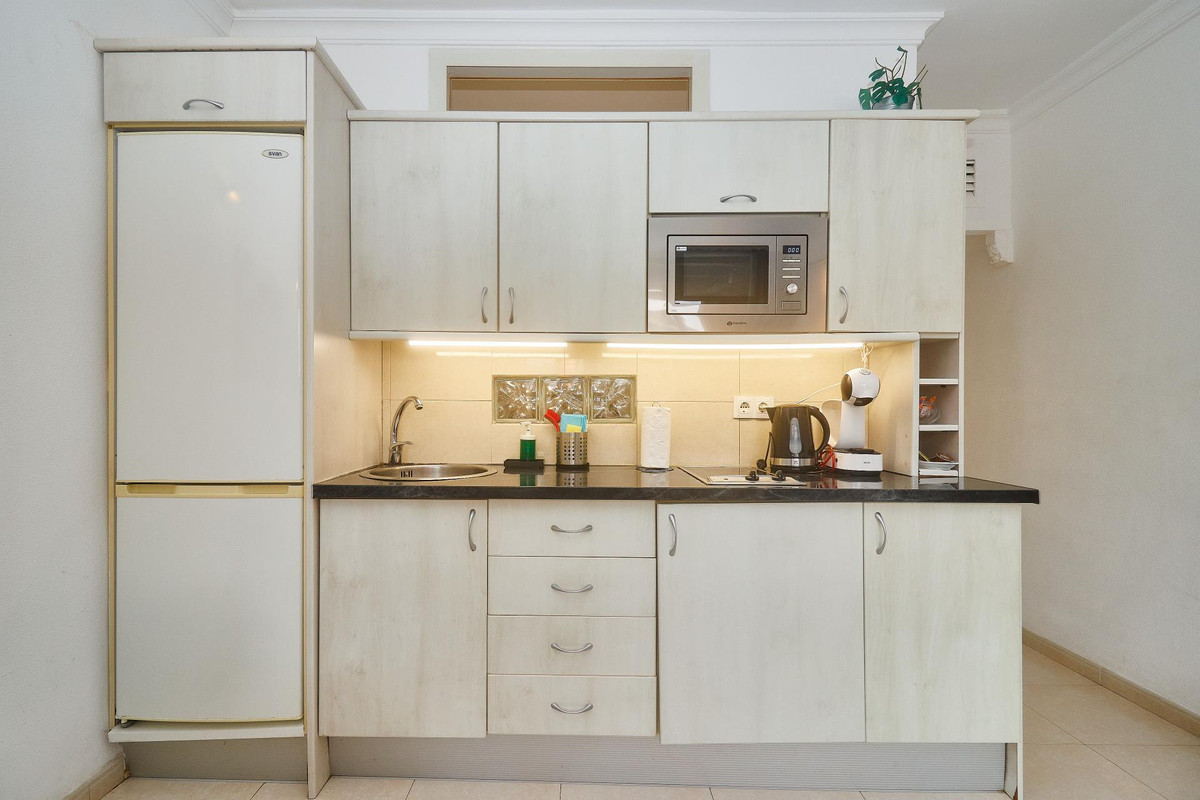 1 bedroom Apartment in Fuengirola in Fuengirola - foto 9
