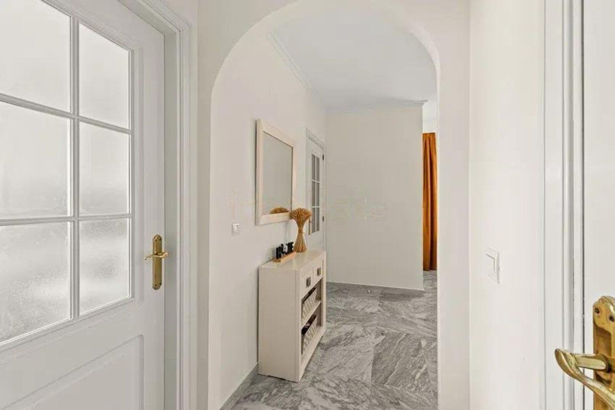 2 bedroom Apartment in San Pedro De Alcántara in San Pedro de Alcántara - foto 14