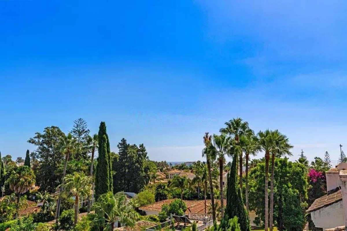 2 bedroom Apartment in San Pedro De Alcántara in San Pedro de Alcántara - foto 8