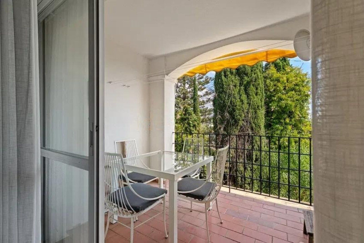 2 bedroom Apartment in San Pedro De Alcántara in San Pedro de Alcántara - foto 9