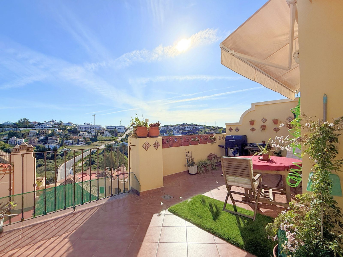 Penthouse met 2 slaapkamers in Estepona in Estepona - foto 2