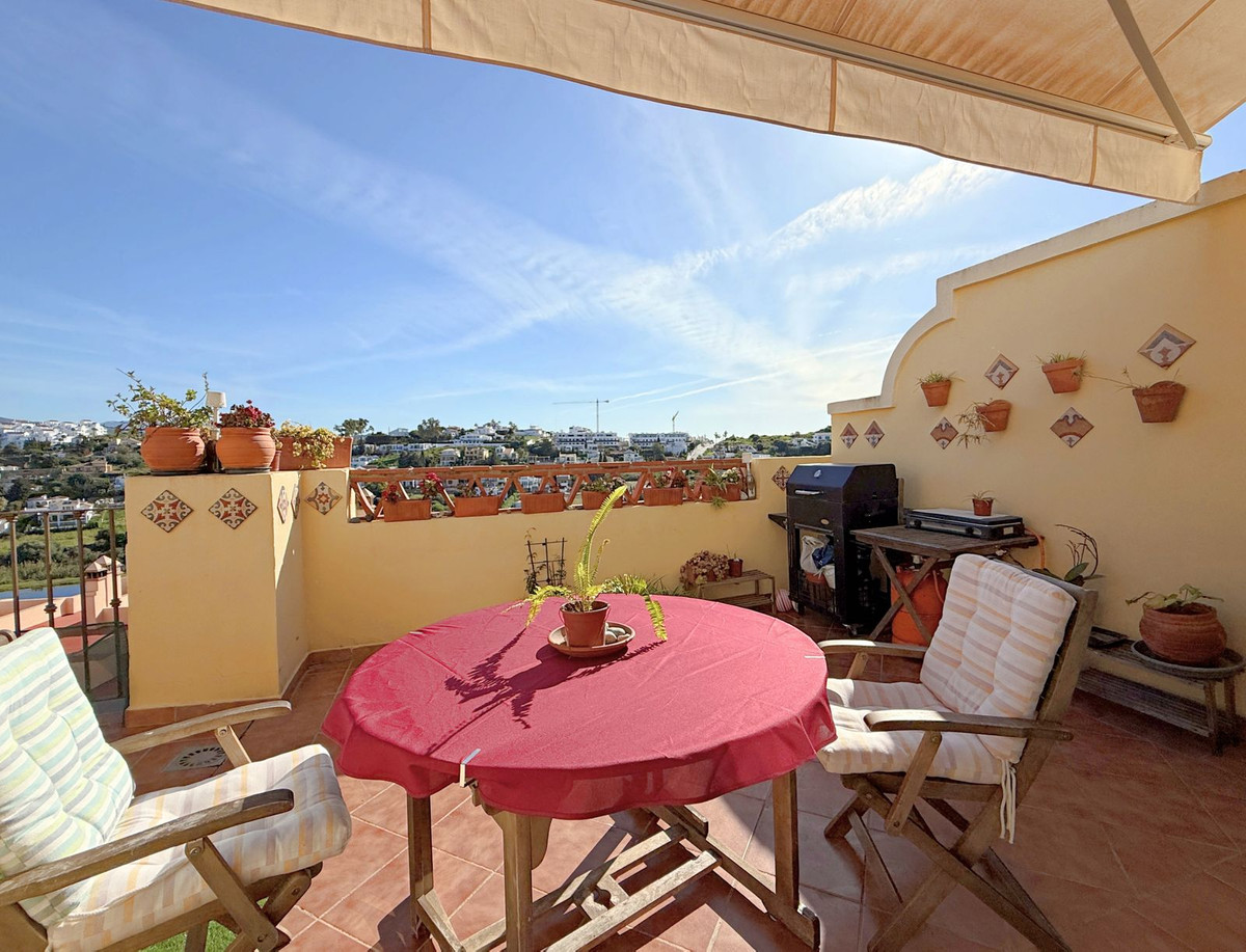 Penthouse met 2 slaapkamers in Estepona in Estepona - foto 16