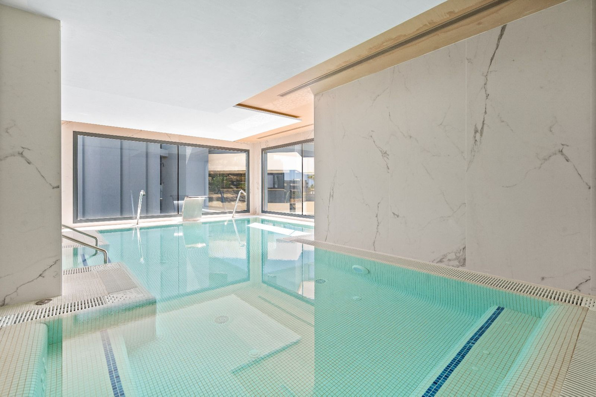 3 bedroom Apartment in Selwo in Selwo - foto 16