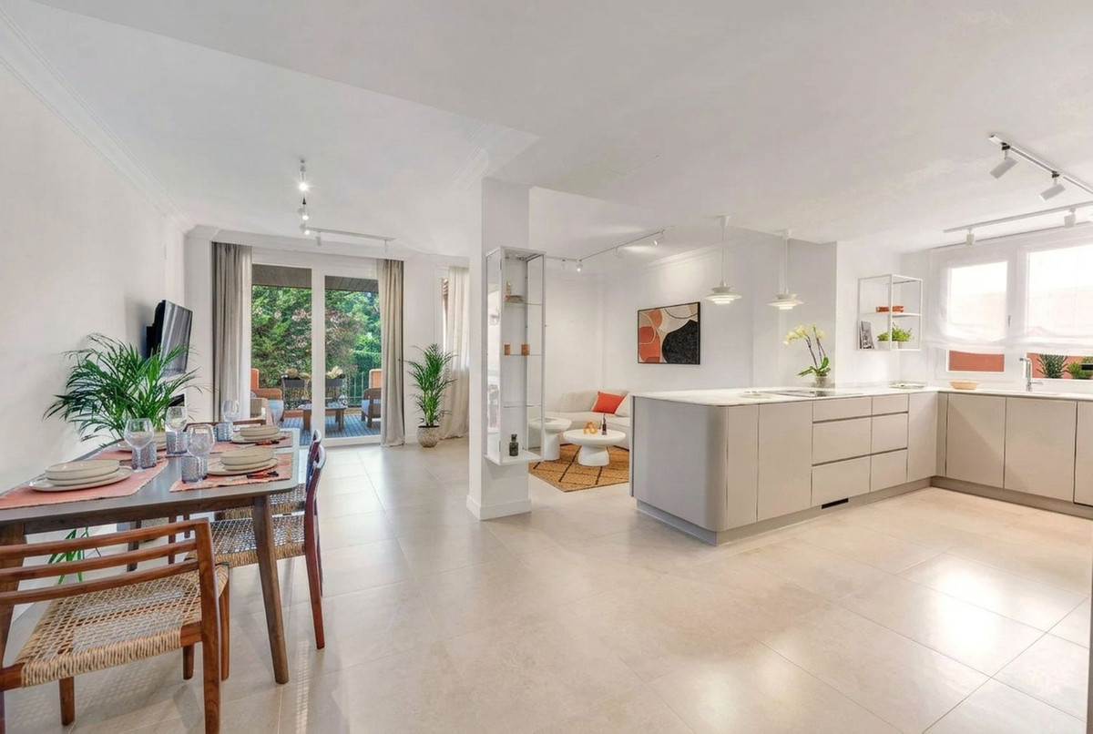 Appartement met twee slaapkamers in Estepona in Estepona - foto 3