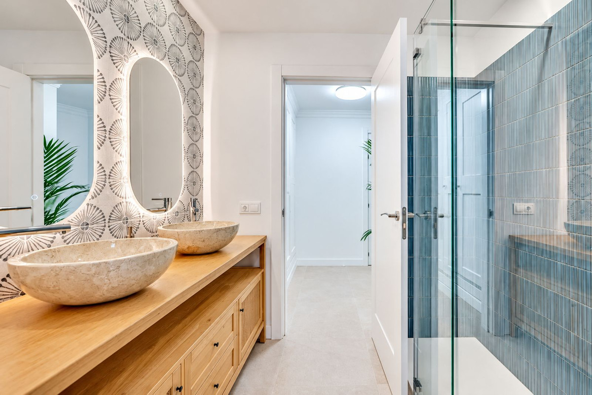 Appartement met twee slaapkamers in Estepona in Estepona - foto 7