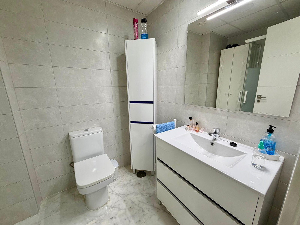 2-slaapkamer appartement met privéparkeergelegenheid in Los Boliches, Fuengirola in Los Boliches - foto 10