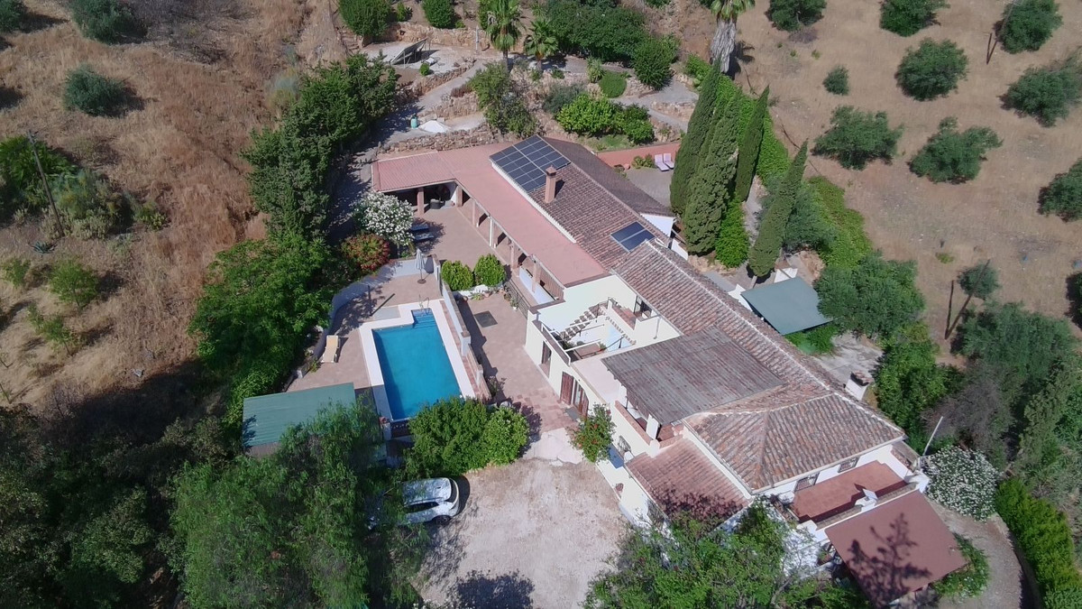 Finca met 5 slaapkamers nabij Álora in Alora - foto 2