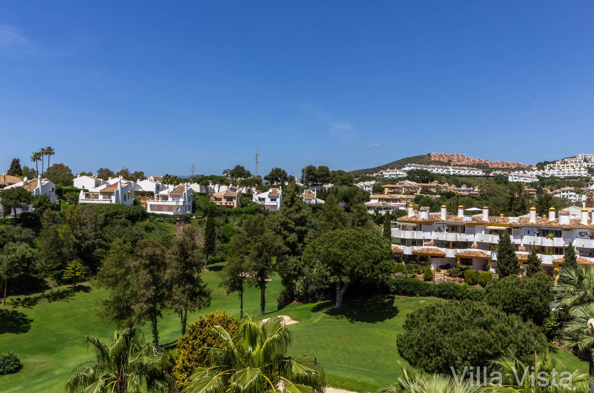 2 bedroom Apartment in Calahonda in Calahonda - foto 12