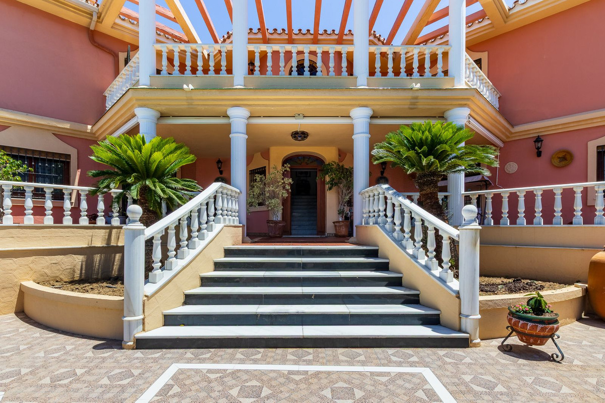 4-slaapkamers villa in Torremolinos (Los Álamos) in Torremolinos - foto 2