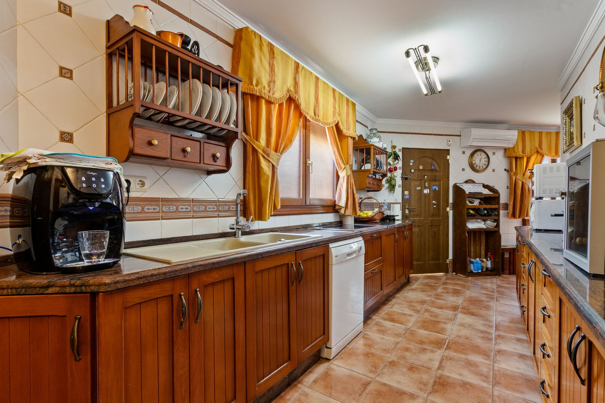 4-slaapkamers villa in Torremolinos (Los Álamos) in Torremolinos - foto 11