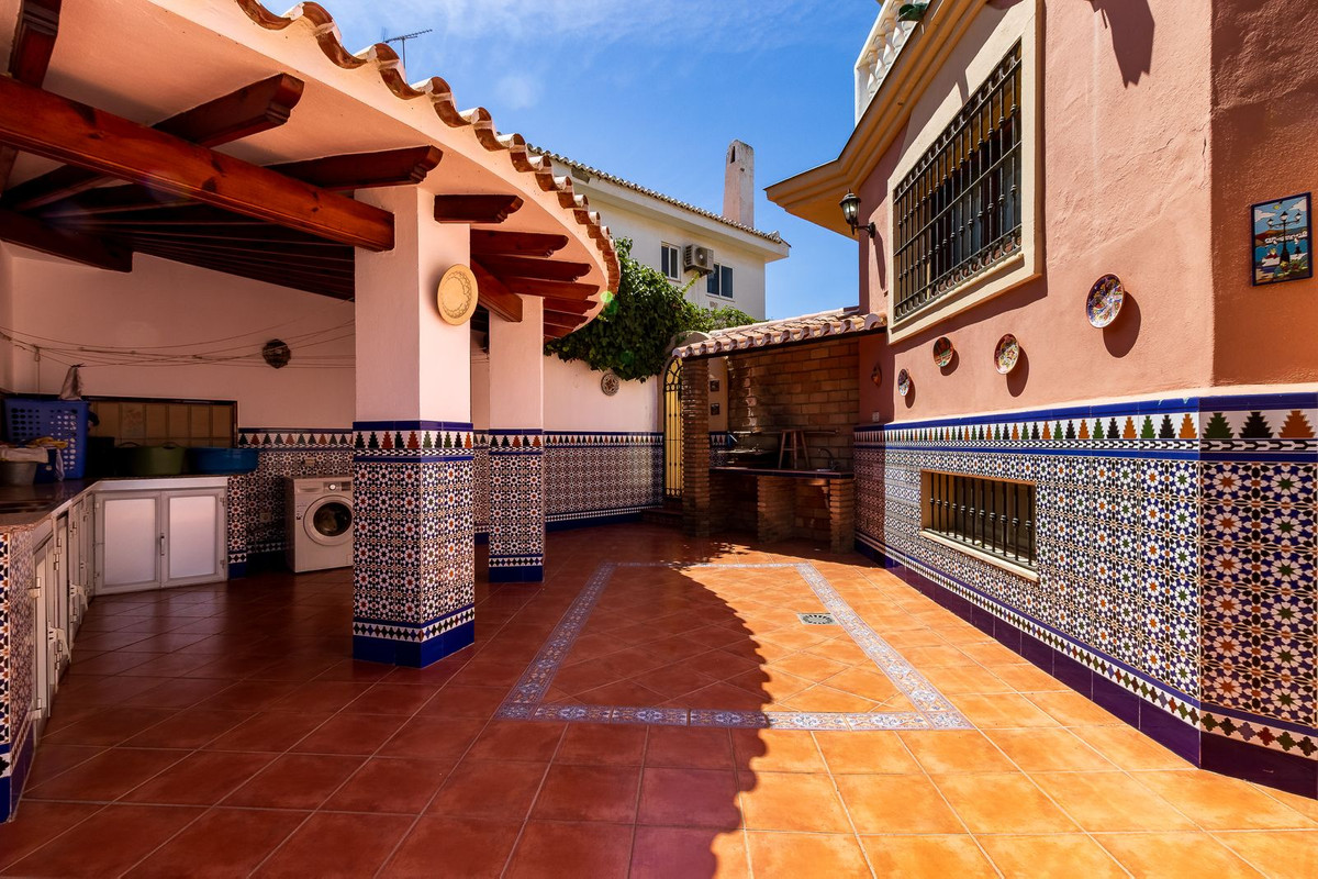 4-slaapkamers villa in Torremolinos (Los Álamos) in Torremolinos - foto 13