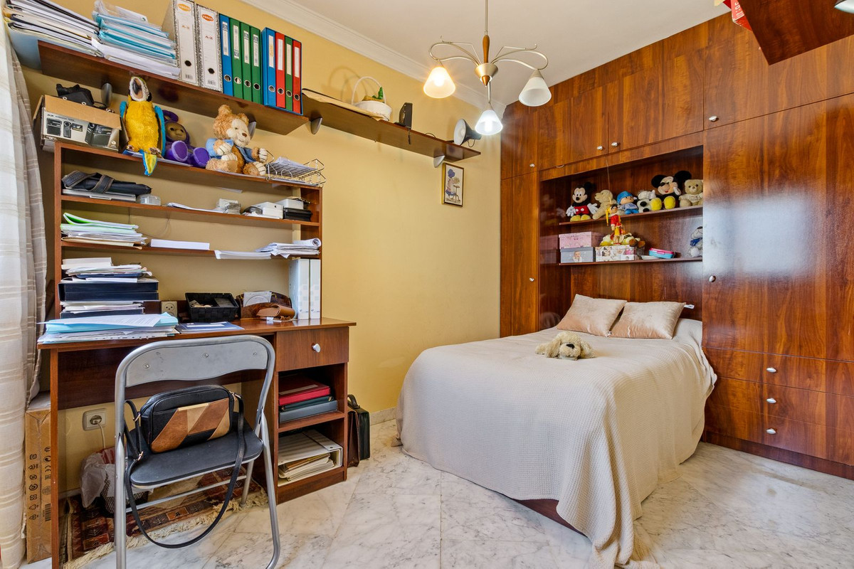 4-slaapkamers villa in Torremolinos (Los Álamos) in Torremolinos - foto 16