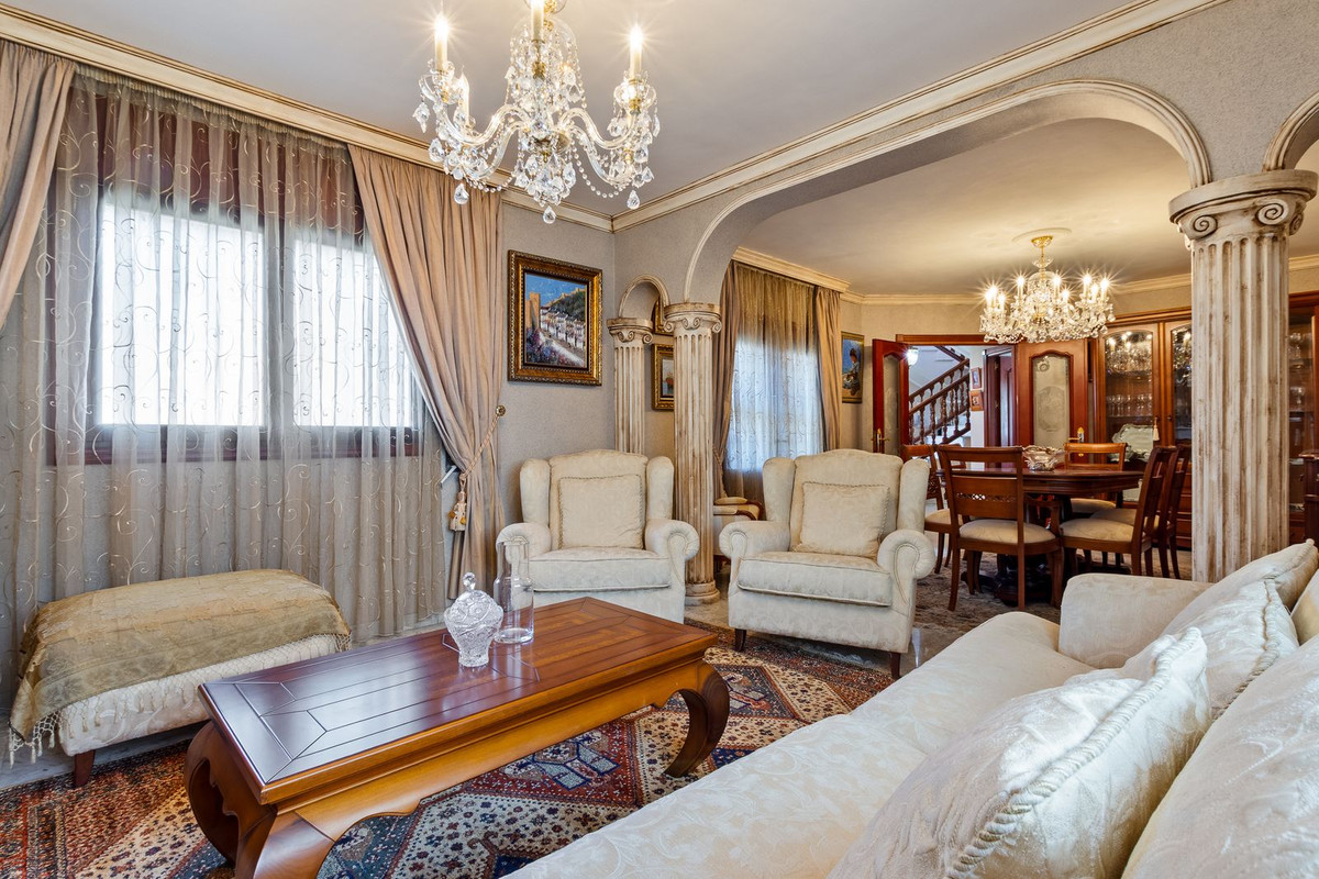 4-slaapkamers villa in Torremolinos (Los Álamos) in Torremolinos - foto 9