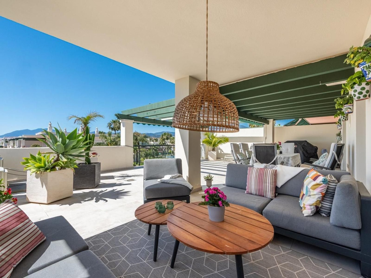 Ruim 3-slaapkamerappartement met 80 m² terras en toeristische verhuurvergunning – Lorcrimar, Nueva Andalucía in Nueva Andalucía - foto 13