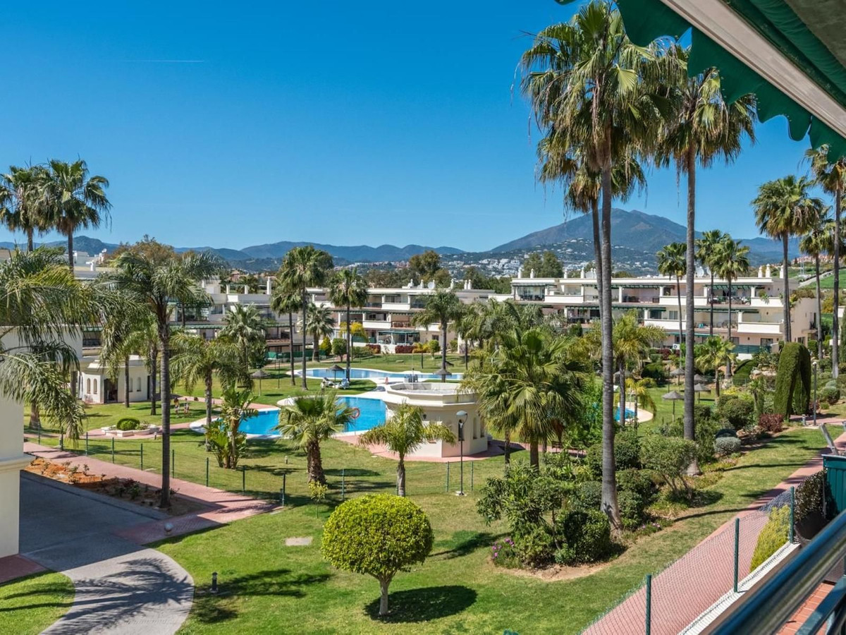 Ruim 3-slaapkamerappartement met 80 m² terras en toeristische verhuurvergunning – Lorcrimar, Nueva Andalucía in Nueva Andalucía - foto 20