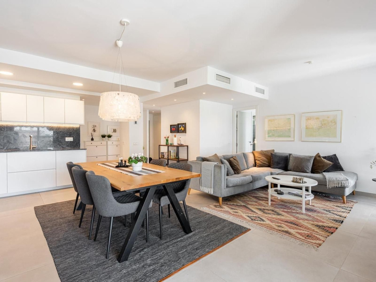 Ruim 3-slaapkamerappartement met 80 m² terras en toeristische verhuurvergunning – Lorcrimar, Nueva Andalucía in Nueva Andalucía - foto 6