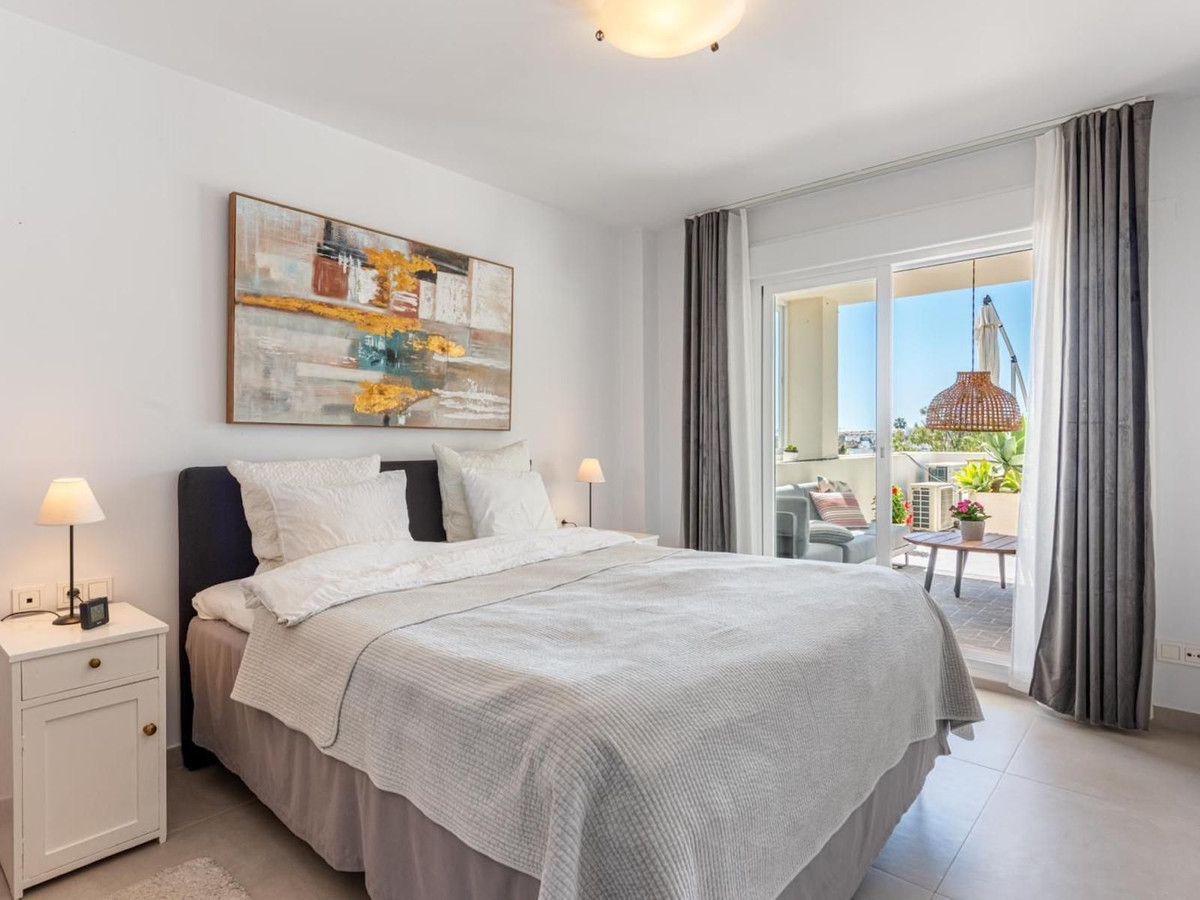 Ruim 3-slaapkamerappartement met 80 m² terras en toeristische verhuurvergunning – Lorcrimar, Nueva Andalucía in Nueva Andalucía - foto 8