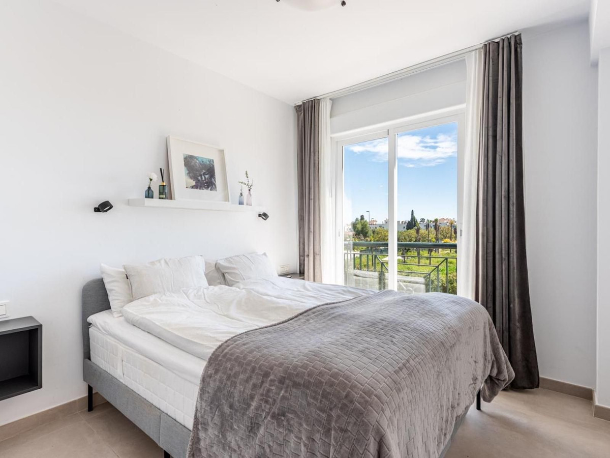 Ruim 3-slaapkamerappartement met 80 m² terras en toeristische verhuurvergunning – Lorcrimar, Nueva Andalucía in Nueva Andalucía - foto 9