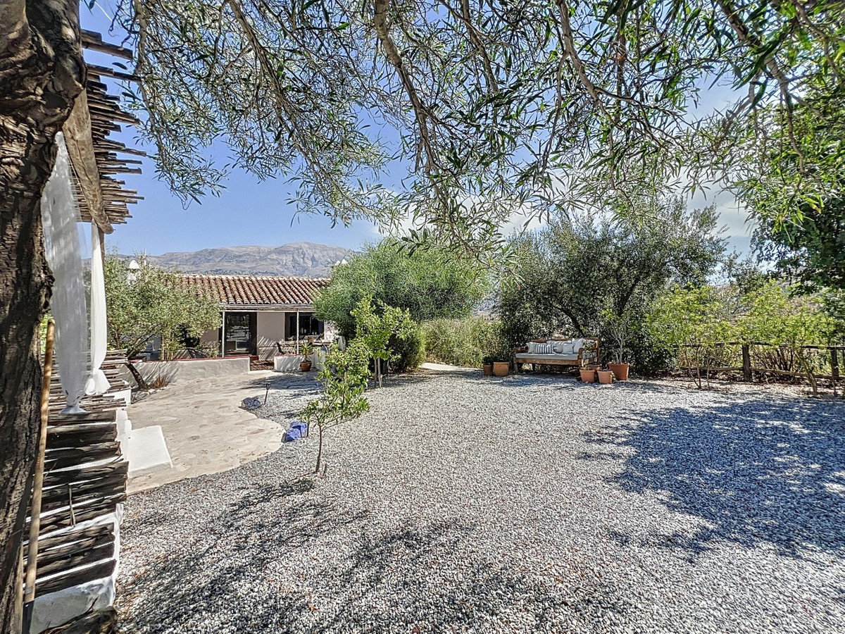 Cortijo (villa) met 5 slaapkamers in Arenas in Arenas - foto 9
