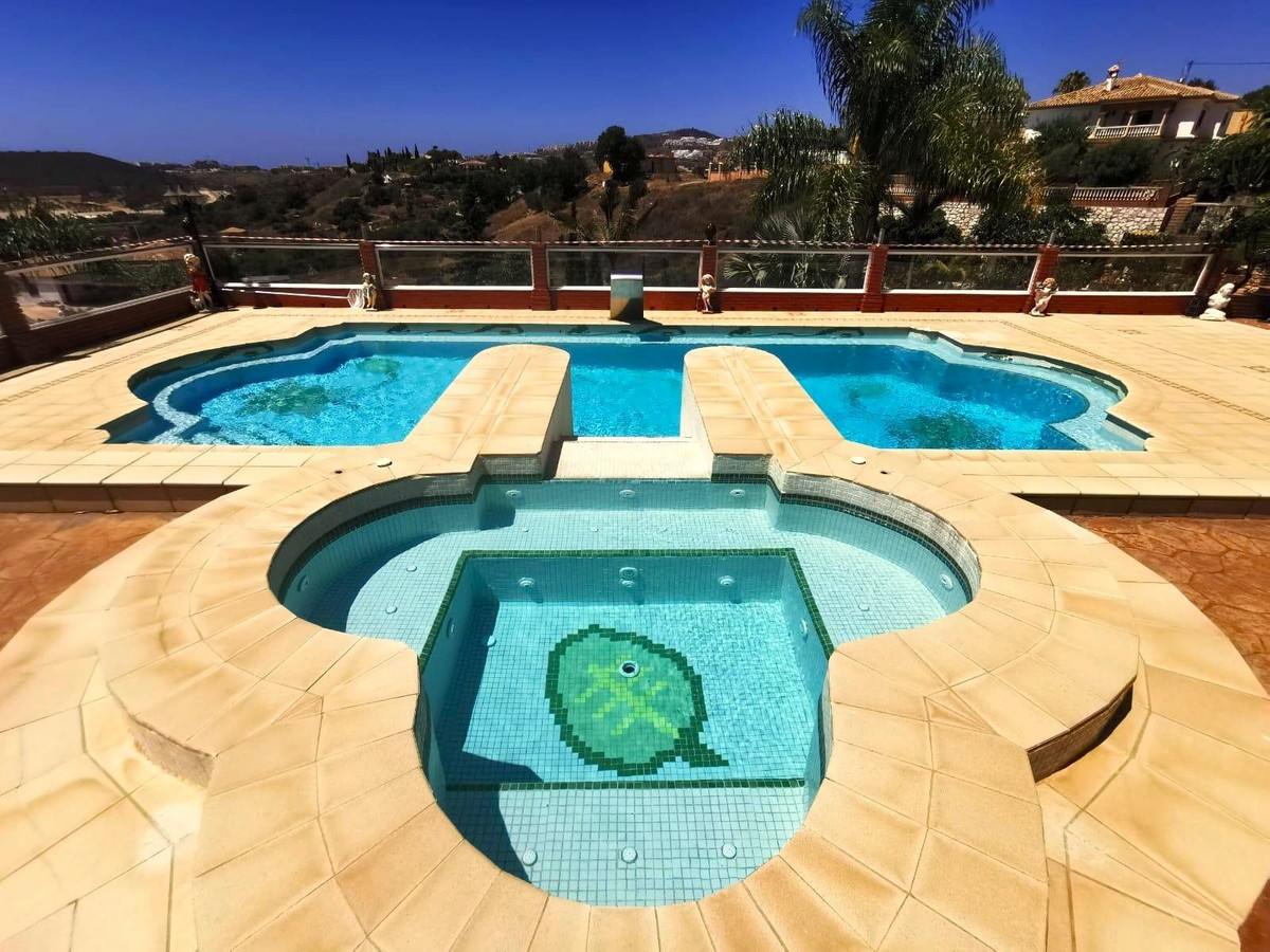 6-slaapkamer villa met privé gastenverblijf in La Cala de Mijas in La Cala de Mijas - foto 3