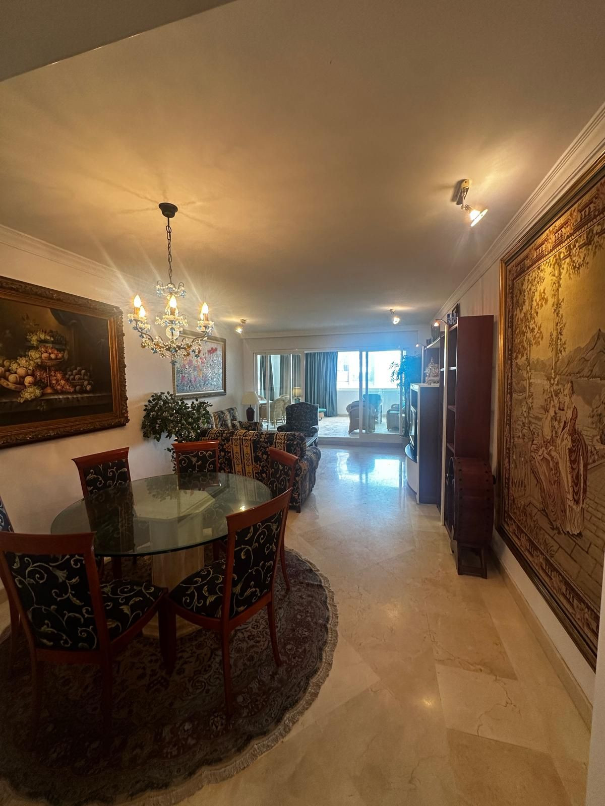 2 bedroom Apartment in Marbella in Marbella - foto 4