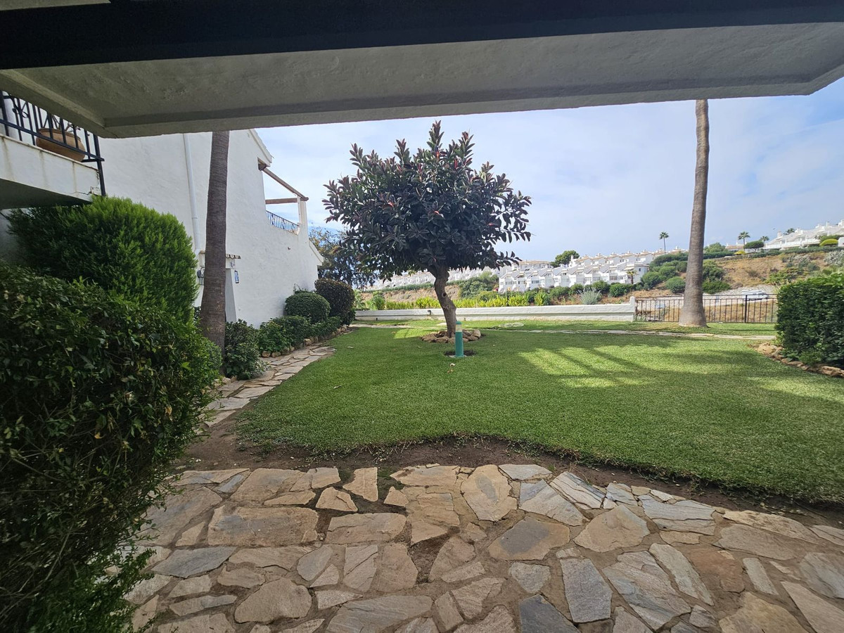 1 bedroom Apartment in Calahonda in Calahonda - foto 11
