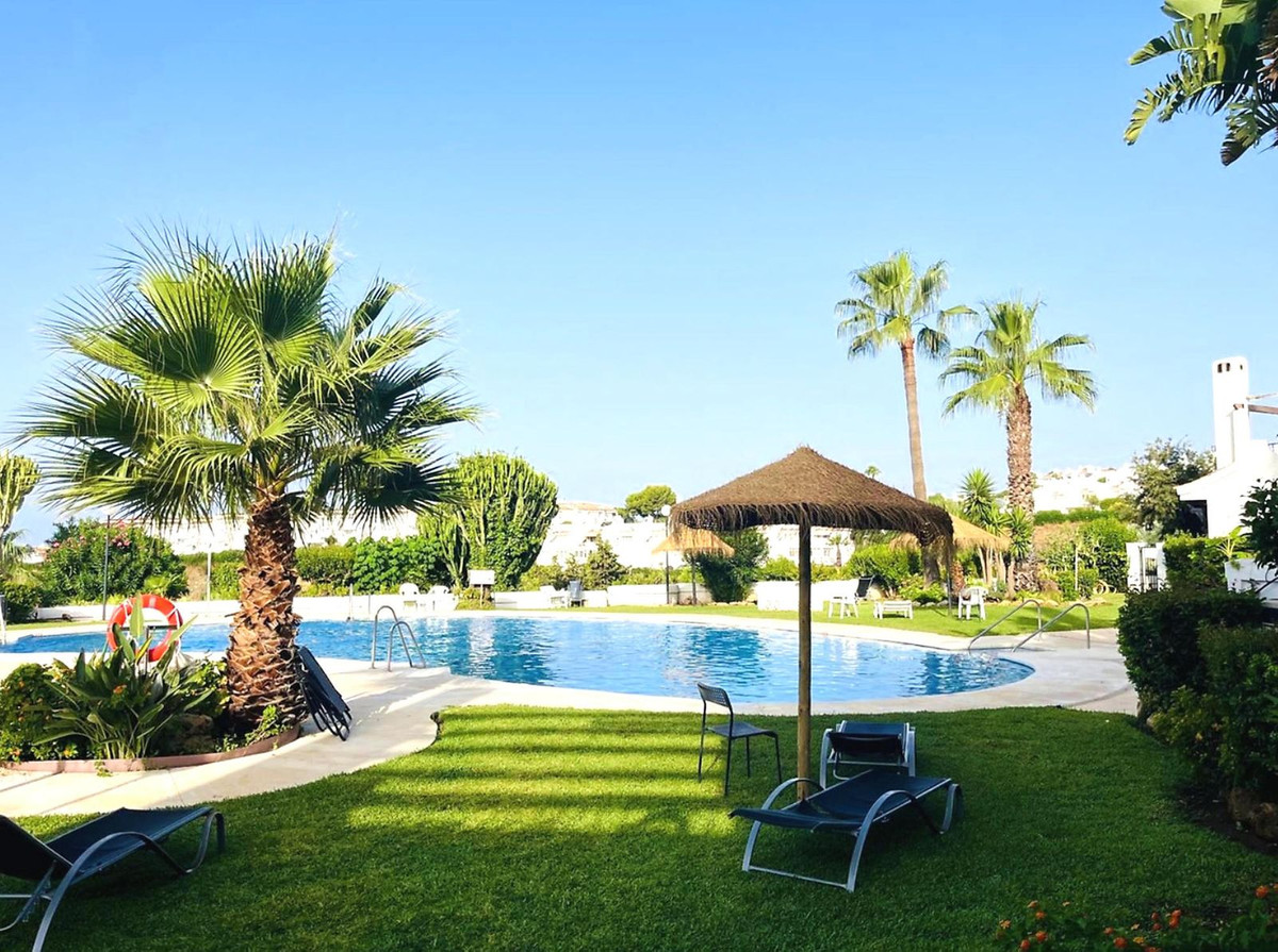 1 bedroom Apartment in Calahonda in Calahonda - foto 13