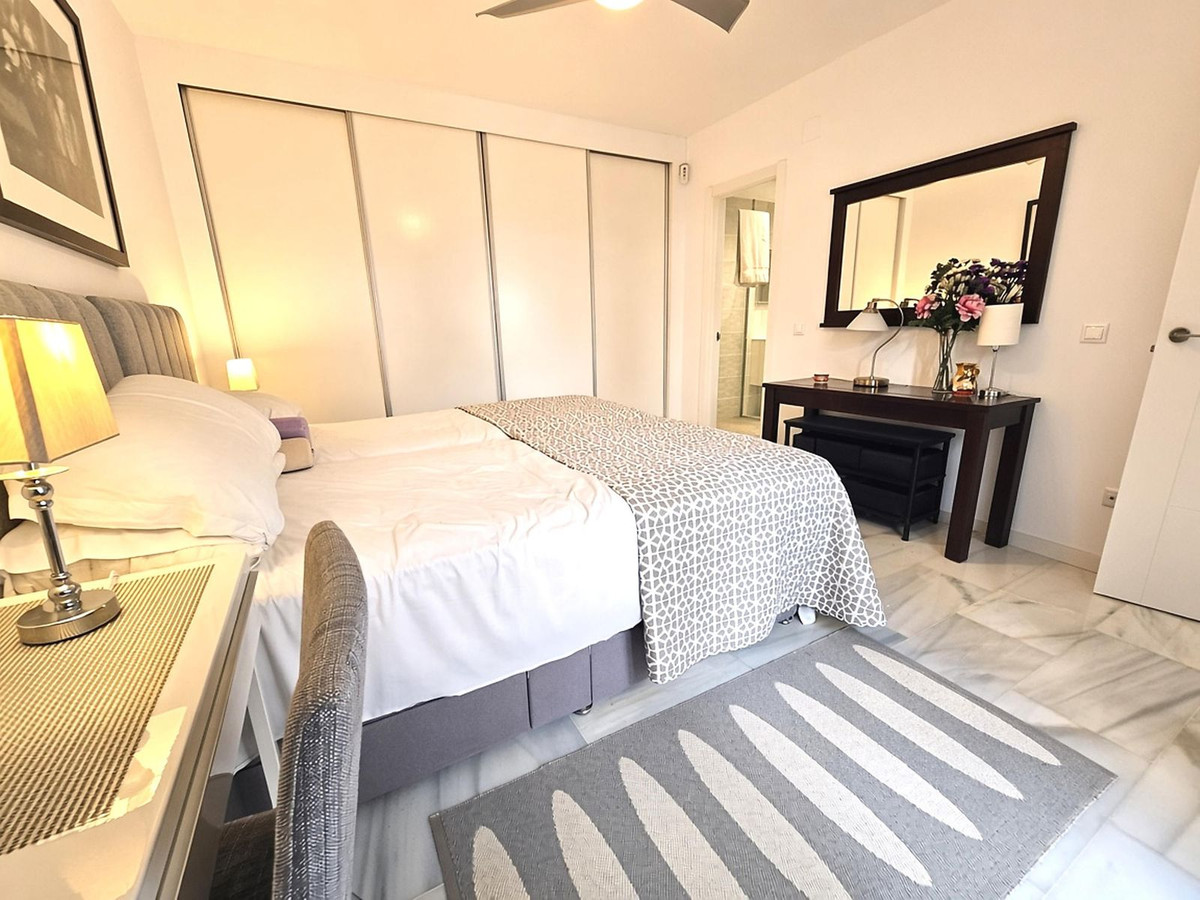 1 bedroom Apartment in Calahonda in Calahonda - foto 7